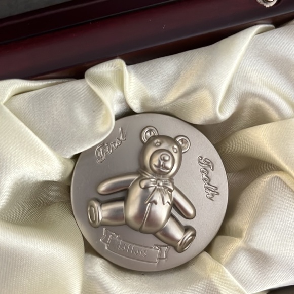 Silver Plated Baby’s First Tooth X 2 and Christening Certificate Holder - Picture 2 of 8